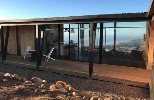 Cobquecura House | Olas de Buchupureo: con vida de campo