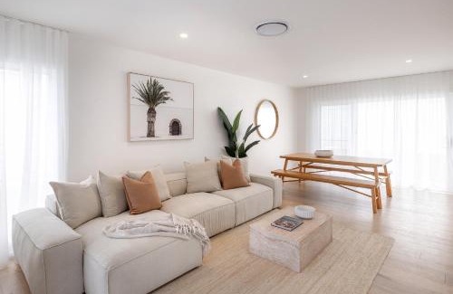 Anna Bay Villa | Olas Villa 1 - Plunge Pool & Walk to Beach