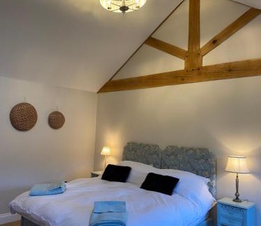Newport Pagnell Bed & Breakfast | Old Bunsty, Milton Keynes