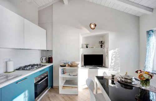 Bordighera Apartment | Old city apartment seaview