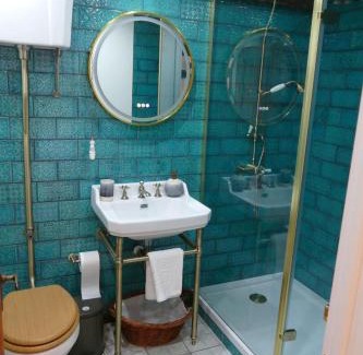 Shottery House | Old Cottage in Stratford upon Avon