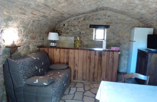 Tour-de-Faure House | Old dovecote St Cirq Lapopie