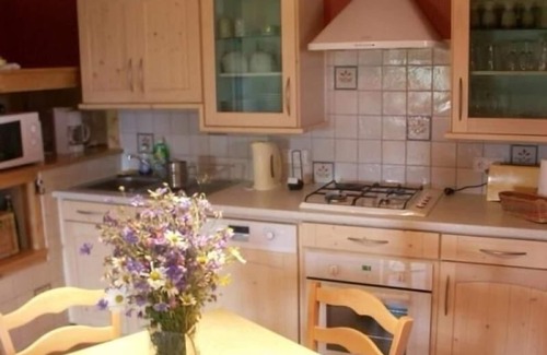 Araules Cottage | Old farm with covered terrace at the foot of Pic du Lizieux