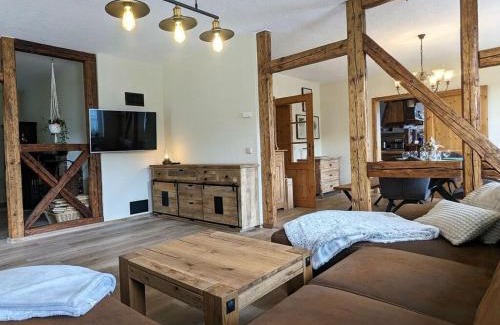 Drebach House | Old Forge Modern Retreat