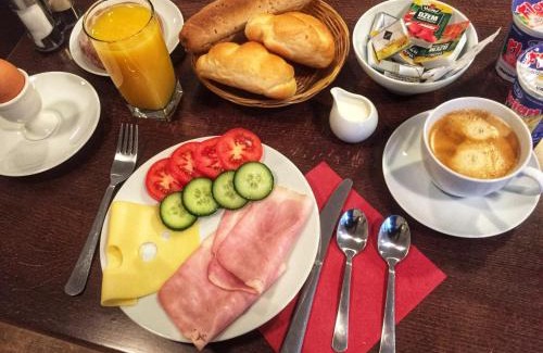 Hradec nad Moravici Bed & Breakfast | Old House