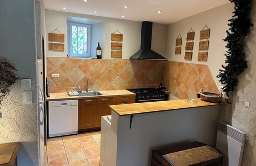 Saint-Paulien Cottage | Old mill, private pond, heated swimming pool