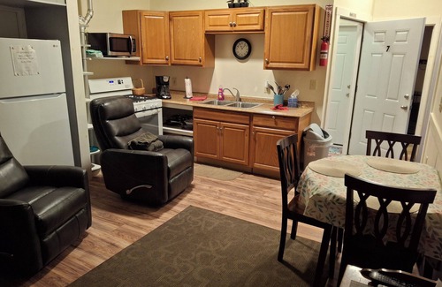 Olcott Apartment | Old Olcott Beach Firestation Guestrooms & Suites