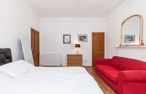 Old Town Apartment | Old Town Edinburgh Apartment close to Castle and Royal Mile