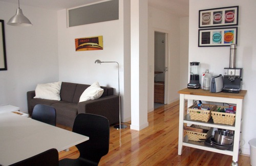 Alfama Apartment | Old Town of Lisbon, stunning 180º view of Castelo, 3-room apartment with terrace