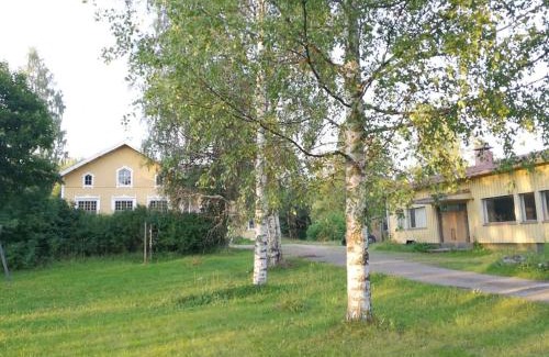 Rantasalmi Apartment | Old village school