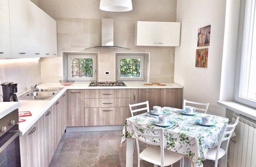 Mergozzo Apartment | Oleandro 2 apartment in Residence Villa Cerutti