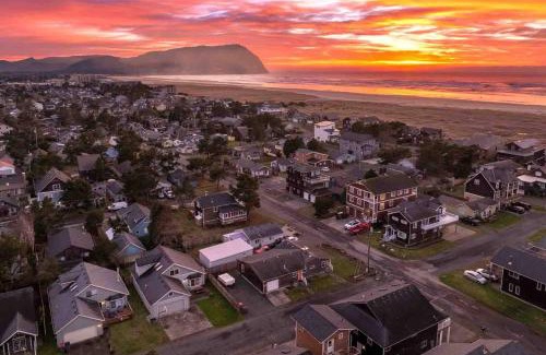 Seaside House | Oliver Beach House
