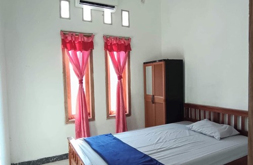 Wonosari House | Omah Warih Homestay