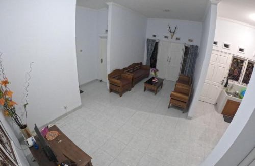 Banguntapan House | Omah Wonocatur Homestay Jogja