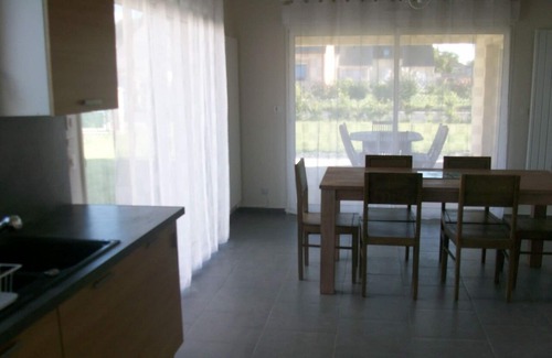 Saint-Laurent-sur-Mer House | omaha beach new single storey house