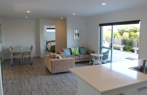 Omaha House | Omaha Magic - Your family getaway.