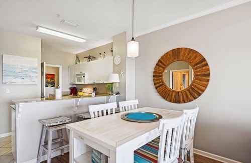 Frangista Beach Condo | On Beach Time @ Emerald Waters | Steps to Beach | FREE Fun Pass | Pool