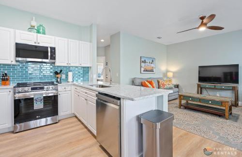 New Smyrna Beach Apartment | ON Flagler Avenue! Dog Friendly with Balcony and Parking Walk to the Beach!