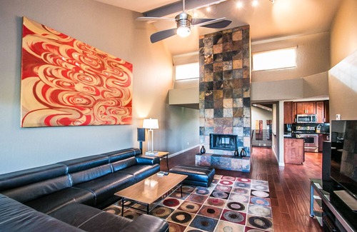 South Scottsdale Condo | On golf course luxurious 2 bed/2 bath condo in the heart of Scottsdale