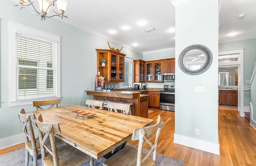Delos House | *On Private Gated Beach*PoolHeat*Elevator*Luxury*