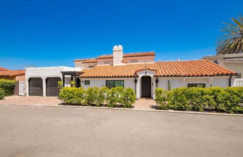 La Playa House | On The Beach Casa