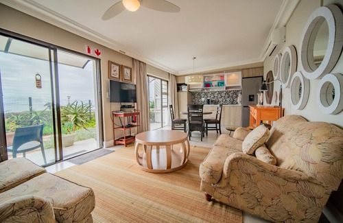 Jeffreys Bay House | On the Beach Guesthouse