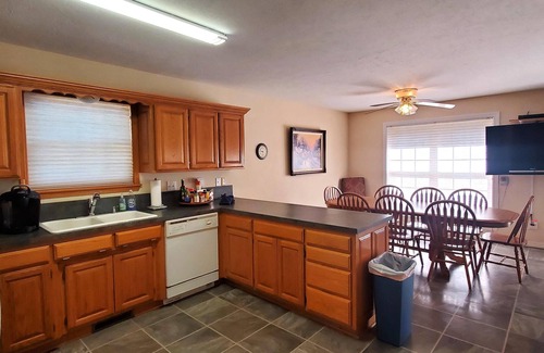 Holiday Island House | ON THE ISLAND! HOT TUB! Huge 12x40 deck!