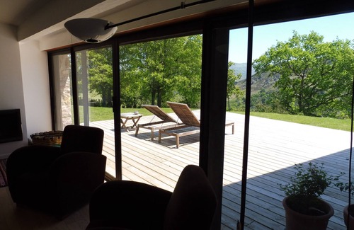 Itxassou House | On the ridges of Mondarrain mountain