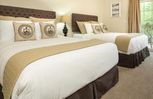 West Woodstock Hotel | On the River Inn