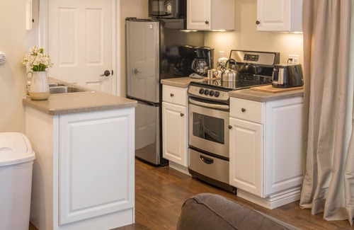 West Woodstock Hotel | On The River Inn
