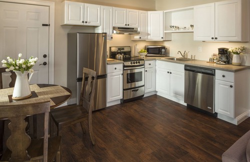 West Woodstock Hotel | On The River Inn