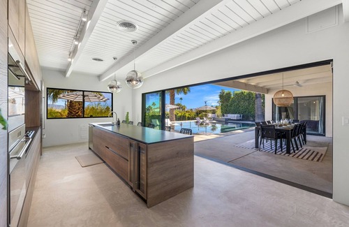 Chino Canyon House | On The Rocks - Renovated Palm Springs Home