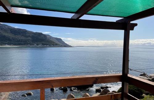 Fish Hoek Apartment | On the Sea