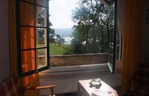 Revel Villa | On the shores of Lac St Ferréol, in the Montagne Noire, here is the Villa les Ecureuils