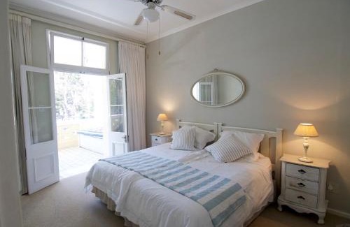 Redhill Apartment | On The Square Luxury Apartment