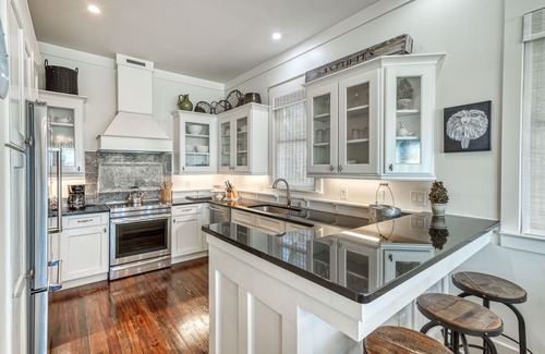 Delos House | OnBeach*Stunning*BeachSvc+Gear*2Pools*Elevator