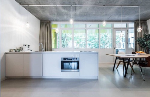 Westpoort Apartment | One-bedroom apartment with balcony