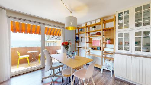 Pully Apartment | One-bedroom apartment with lake view