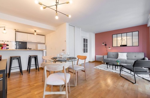 Bois Blancs Apartment | One bedroom bright apartment with loggia & parking
