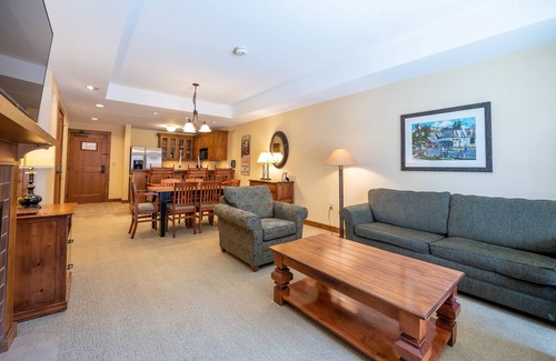 Crested Butte Condo | One Bedroom Condo with Large Balcony over Mountaineer Square - No Cleaning Fee! by RedAwning