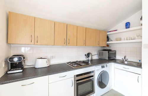 Fulham Broadway Apartment | One bedroom flat in Central London near Chelsea