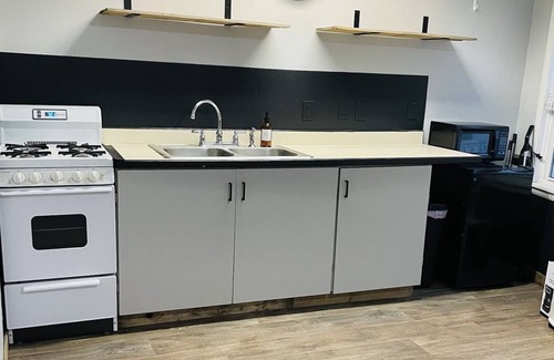 Canastota Apartment | ONE BEDROOM FULLY FURNISHED APARTMENT