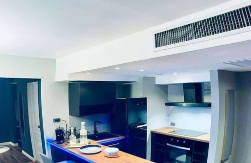 Nana Condo | One bedroom luxury suite at Sukhumvit Bangkok !