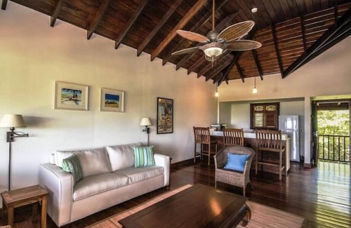 Belleplaine Apartment | One Bedroom Suite @ Santosha Holiday Apartments B