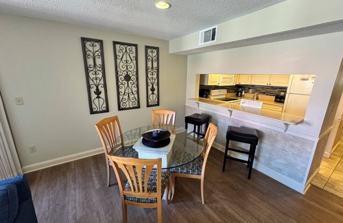 Shelter Cove Condo | One bedroom Harbourside Villa in Shelter Cove Harbour - pool and spa