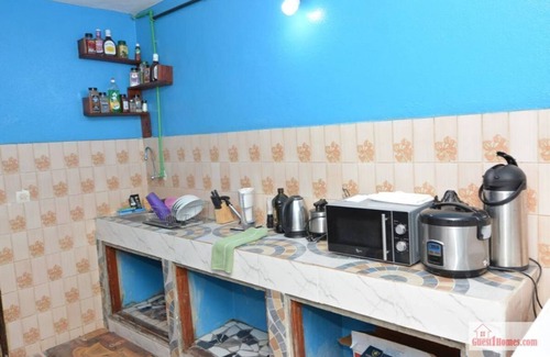 Porto-Novo House | One king bed bedroom, in well-equipped whole apt.