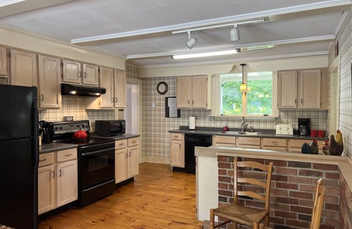Cooperstown House | One mile from Cooperstown Dream Park ~ 5 minutes to The Village of Cooperstown