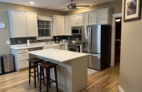 Chapel Hill House | One Mile from UNC Campus
