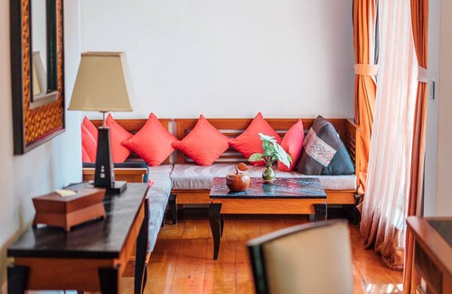 Nga Phe Chaung Hotel | One Myanmar Resort Inle