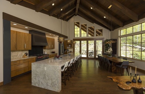 Durango House | One-of-a-Kind Luxury Home - Hot Tub, Firepit, Views - 8 Min to Purg